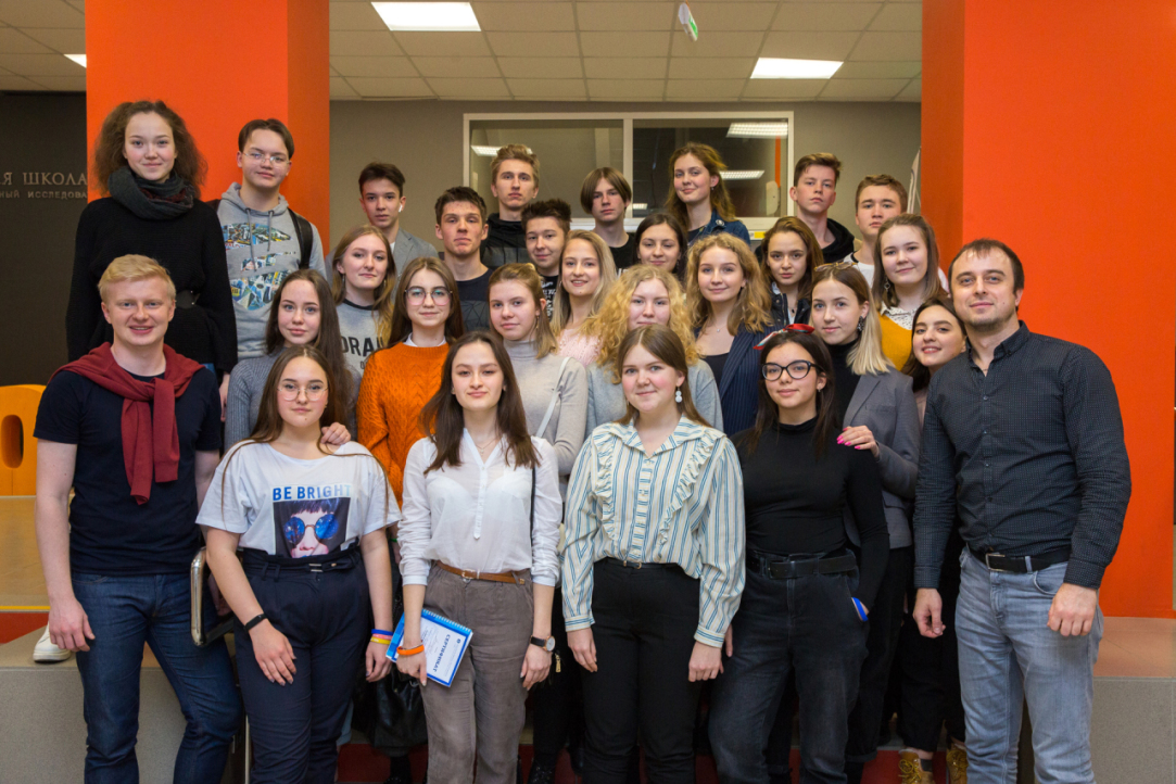 Школьники погрузились в практику современного бизнеса в Пермском кампусе НИУ ВШЭ